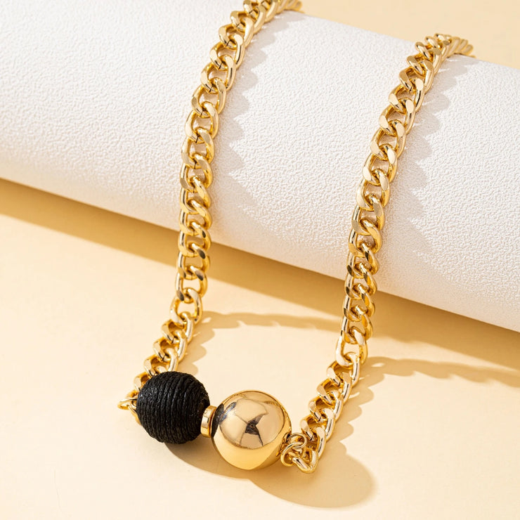 A Chain Necklace for Women, Fashionable and Simple Bead Braided Beads, a Variety of Colors Available Chain Necklaces, Suitable for Daily Wear and Vacation